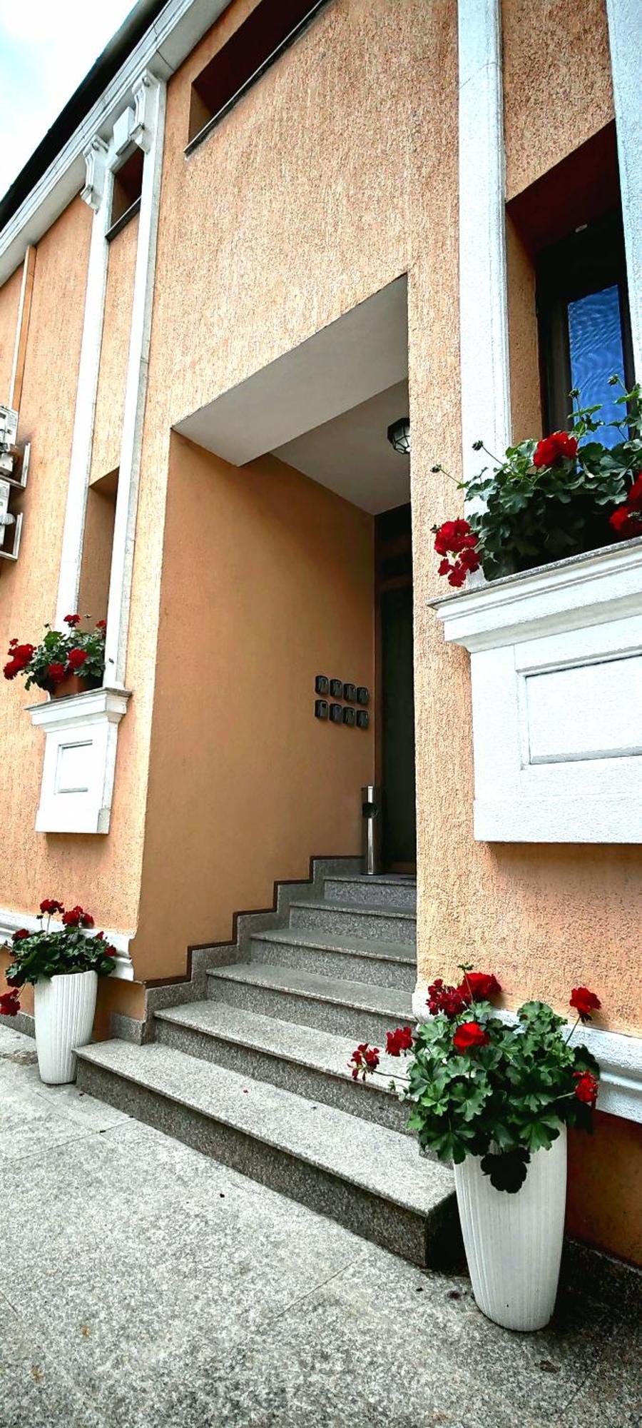 Hotel Bucur 9 Bucarest Exterior foto